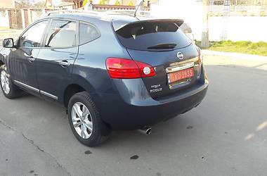Позашляховик / Кросовер Nissan Rogue 2013 в 