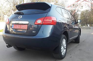 Позашляховик / Кросовер Nissan Rogue 2013 в 