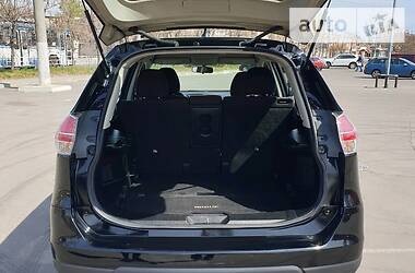 Позашляховик / Кросовер Nissan Rogue 2015 в 