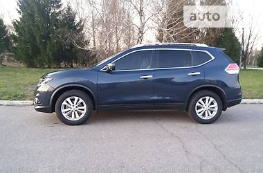 Внедорожник / Кроссовер Nissan Rogue 2016 в 