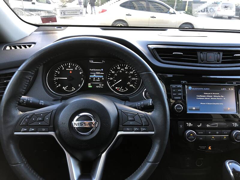 Позашляховик / Кросовер Nissan Rogue 2017 в Києві