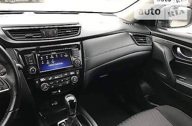 Позашляховик / Кросовер Nissan Rogue 2017 в 