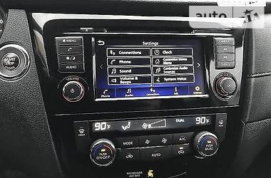 Позашляховик / Кросовер Nissan Rogue 2017 в 
