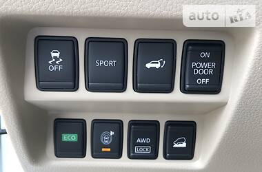 Позашляховик / Кросовер Nissan Rogue 2015 в 