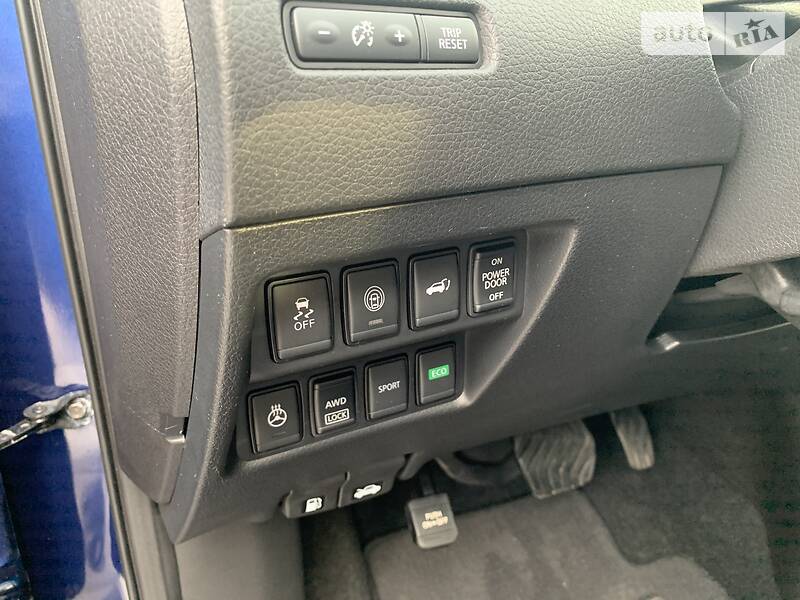 Позашляховик / Кросовер Nissan Rogue 2017 в Дніпрі фото 25 Позашляховик / Кросовер Nissan Rogue 2017 в Дніпрі