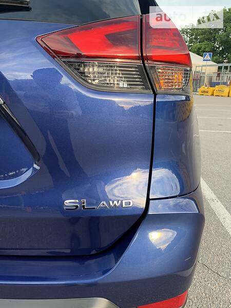 Позашляховик / Кросовер Nissan Rogue 2017 в Дніпрі фото 14 Позашляховик / Кросовер Nissan Rogue 2017 в Дніпрі