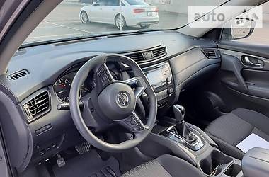 Позашляховик / Кросовер Nissan Rogue 2016 в 