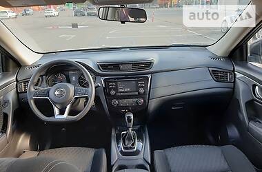 Позашляховик / Кросовер Nissan Rogue 2016 в 
