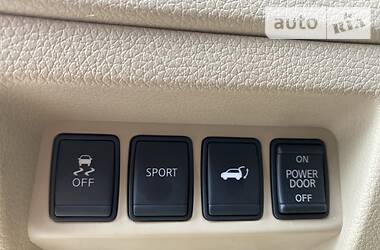 Позашляховик / Кросовер Nissan Rogue 2014 в 