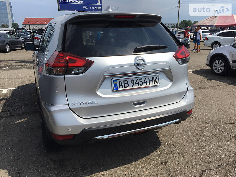 Внедорожник / Кроссовер Nissan Rogue 2017 в Виннице