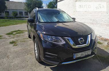 Позашляховик / Кросовер Nissan Rogue 2016 в Полтаві