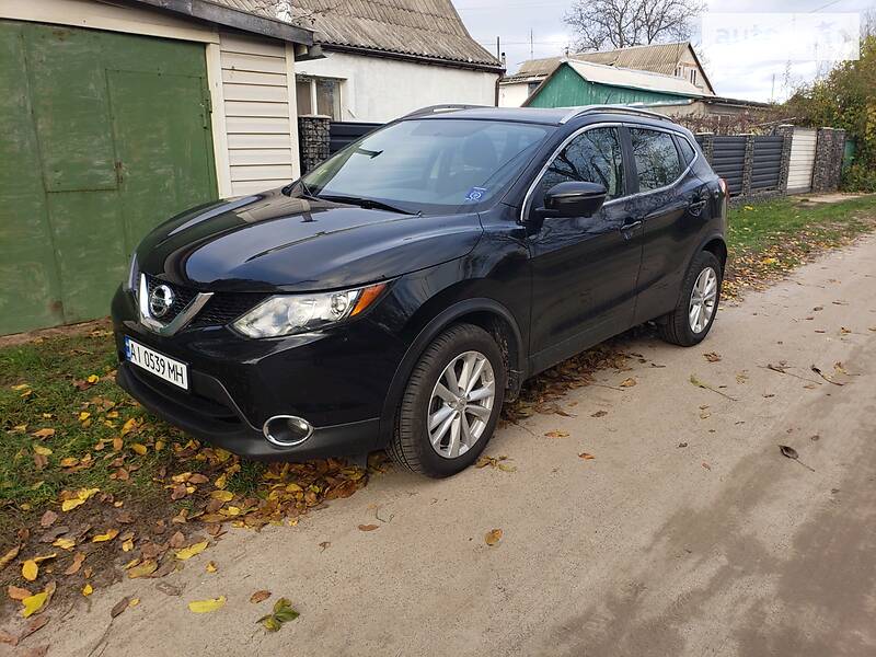 Внедорожник / Кроссовер Nissan Rogue 2017 в Фастове