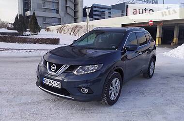 Внедорожник / Кроссовер Nissan Rogue 2015 в Киеве