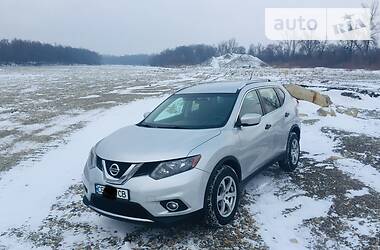 Внедорожник / Кроссовер Nissan Rogue 2016 в Черновцах