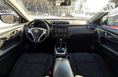 Внедорожник / Кроссовер Nissan Rogue 2016 в Киеве