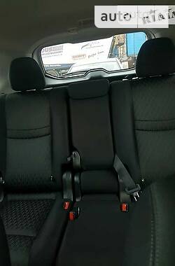 Позашляховик / Кросовер Nissan Rogue 2016 в Чернігові