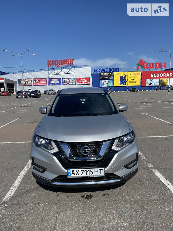 Позашляховик / Кросовер Nissan Rogue 2016 в Харкові