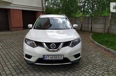 Внедорожник / Кроссовер Nissan Rogue 2015 в Ивано-Франковске