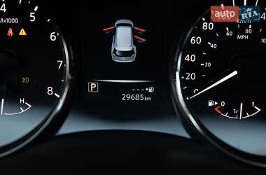 Позашляховик / Кросовер Nissan Rogue 2016 в Львові