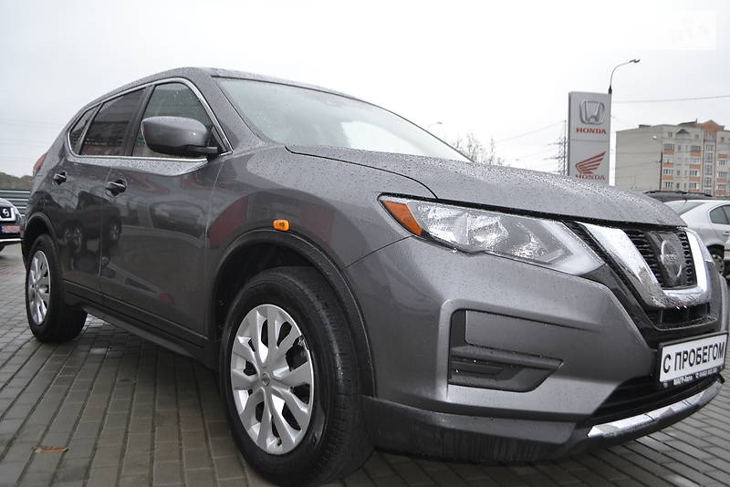 Nissan Rogue S