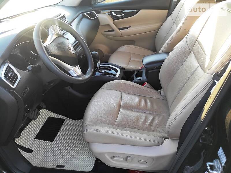 Позашляховик / Кросовер Nissan Rogue 2014 в Рівному