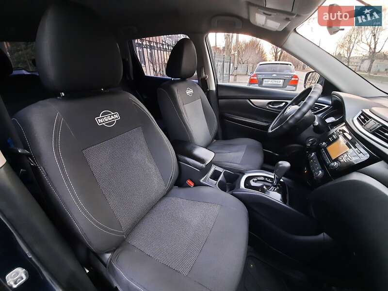 Позашляховик / Кросовер Nissan Rogue 2015 в Хмельницькому