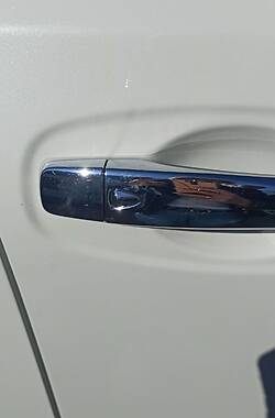Позашляховик / Кросовер Nissan Rogue 2015 в Стрию