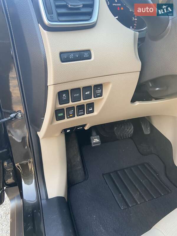 Внедорожник / Кроссовер Nissan Rogue 2016 в Одессе