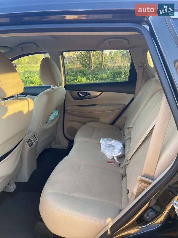 Внедорожник / Кроссовер Nissan Rogue 2016 в Одессе