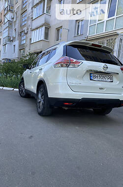 Позашляховик / Кросовер Nissan Rogue 2016 в Білгороді-Дністровському