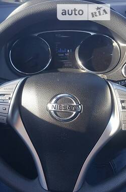 Позашляховик / Кросовер Nissan Rogue 2014 в Бучачі