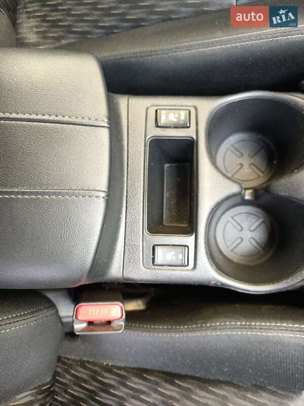 Внедорожник / Кроссовер Nissan Rogue 2017 в Львове фото 12 Внедорожник / Кроссовер Nissan Rogue 2017 в Львове