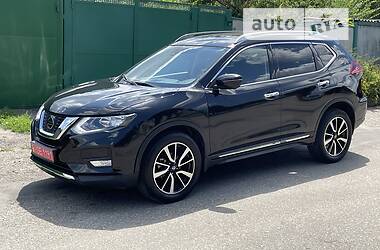 Внедорожник / Кроссовер Nissan Rogue 2019 в Полтаве