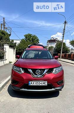 Внедорожник / Кроссовер Nissan Rogue 2016 в Ивано-Франковске