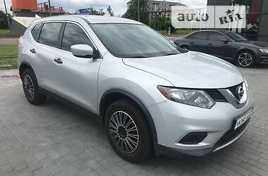 Внедорожник / Кроссовер Nissan Rogue 2016 в 