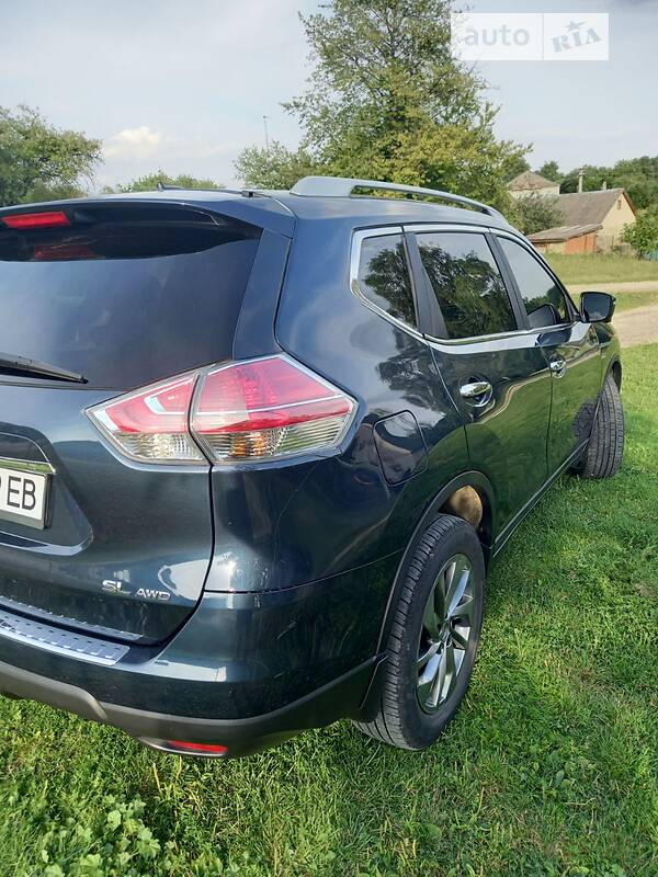 Позашляховик / Кросовер Nissan Rogue 2015 в Тернополі