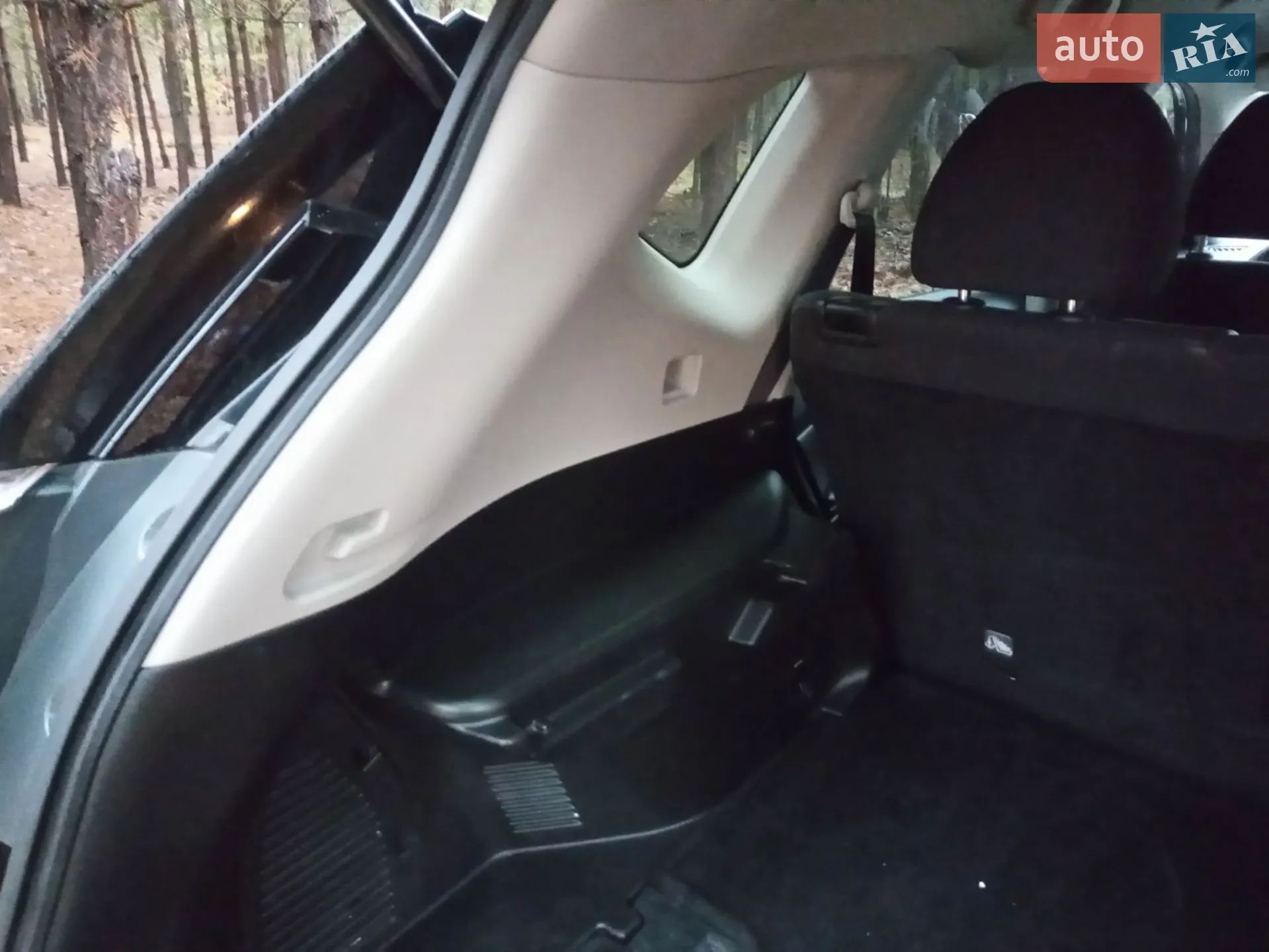 2016 Nissan Rogue - мініатюра 29