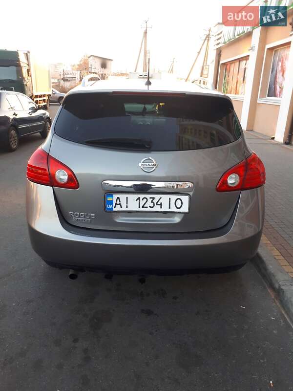 Позашляховик / Кросовер Nissan Rogue 2015 в Києві