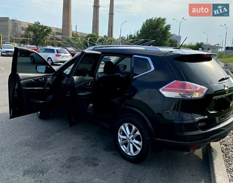 Внедорожник / Кроссовер Nissan Rogue 2014 в Днепре