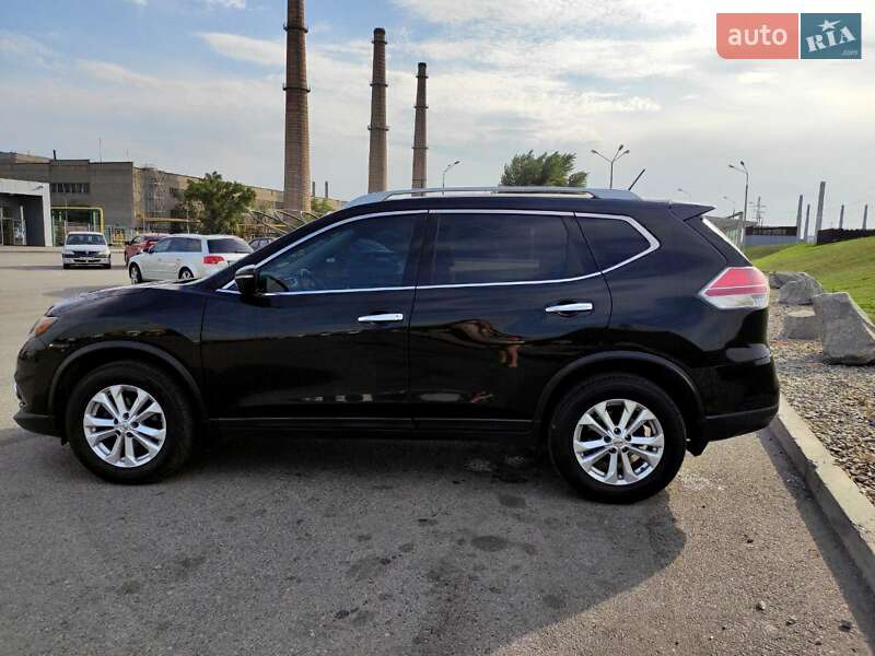 Внедорожник / Кроссовер Nissan Rogue 2014 в Днепре