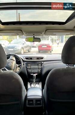 Позашляховик / Кросовер Nissan Rogue 2014 в Дніпрі