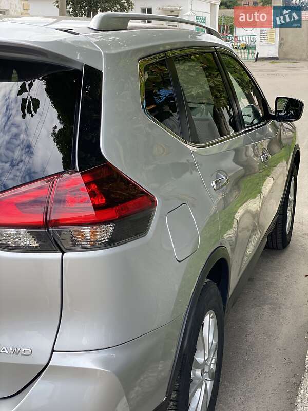 Внедорожник / Кроссовер Nissan Rogue 2018 в Кременчуге фото 6 Внедорожник / Кроссовер Nissan Rogue 2018 в Кременчуге