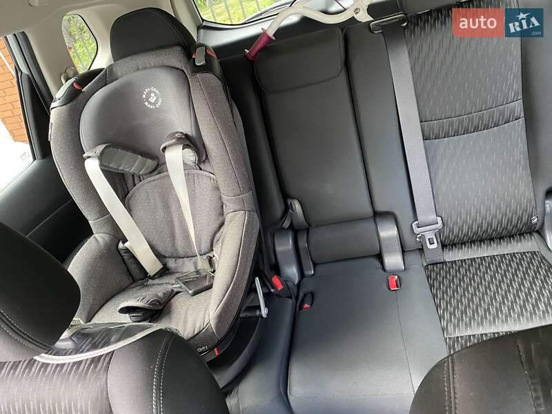 Внедорожник / Кроссовер Nissan Rogue 2018 в Кременчуге фото 4 Внедорожник / Кроссовер Nissan Rogue 2018 в Кременчуге