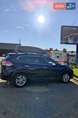 Внедорожник / Кроссовер Nissan Rogue 2016 в Киеве