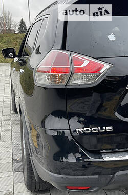 Позашляховик / Кросовер Nissan Rogue 2013 в Стрию