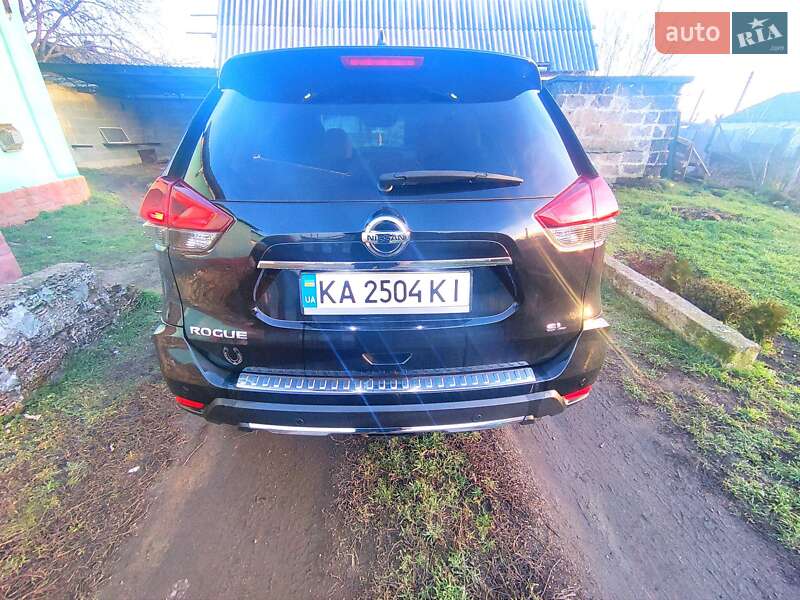 Внедорожник / Кроссовер Nissan Rogue 2019 в Первомайске