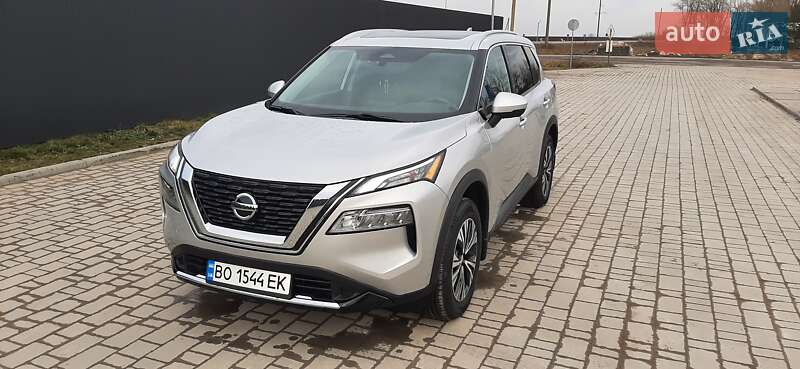 Позашляховик / Кросовер Nissan Rogue 2021 в Козові