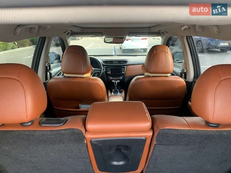 Позашляховик / Кросовер Nissan Rogue 2018 в Одесі