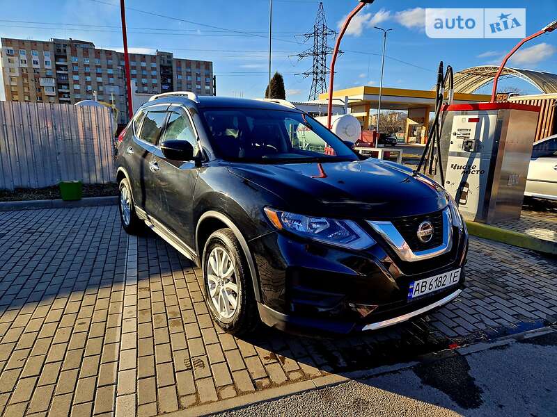 Позашляховик / Кросовер Nissan Rogue 2018 в Вінниці