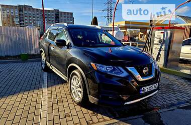 Позашляховик / Кросовер Nissan Rogue 2018 в Вінниці